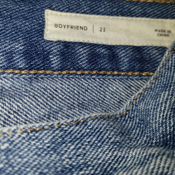 Jeans - Picture 2 of 4